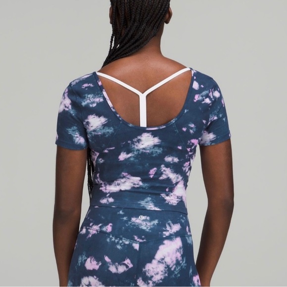 Lululemon Align T-shirt - Brand New with Tag - Picture 8 of 12